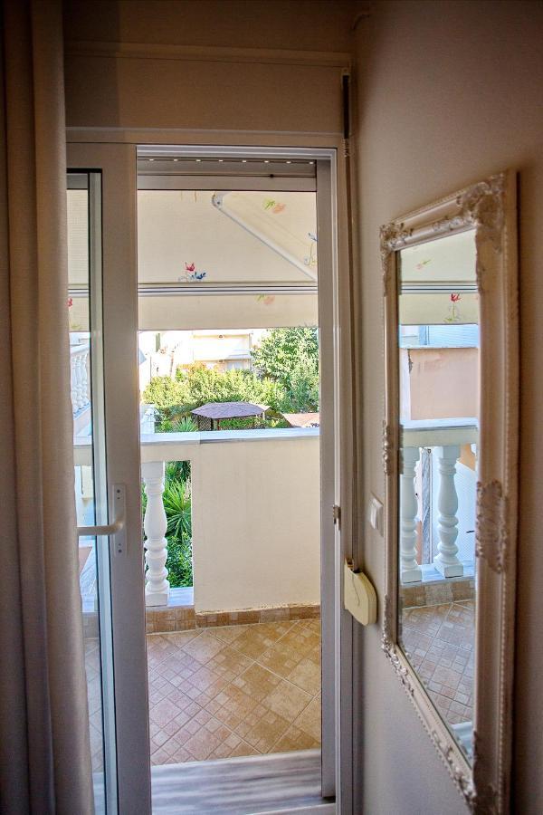 Holiday House Ioanna 2 - Loft Néa Péramos 외부 사진